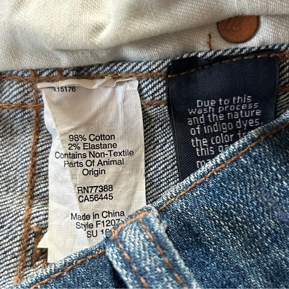 Madewell | Women’s medium blue distressed high rise skinny skinny jeans, size 25